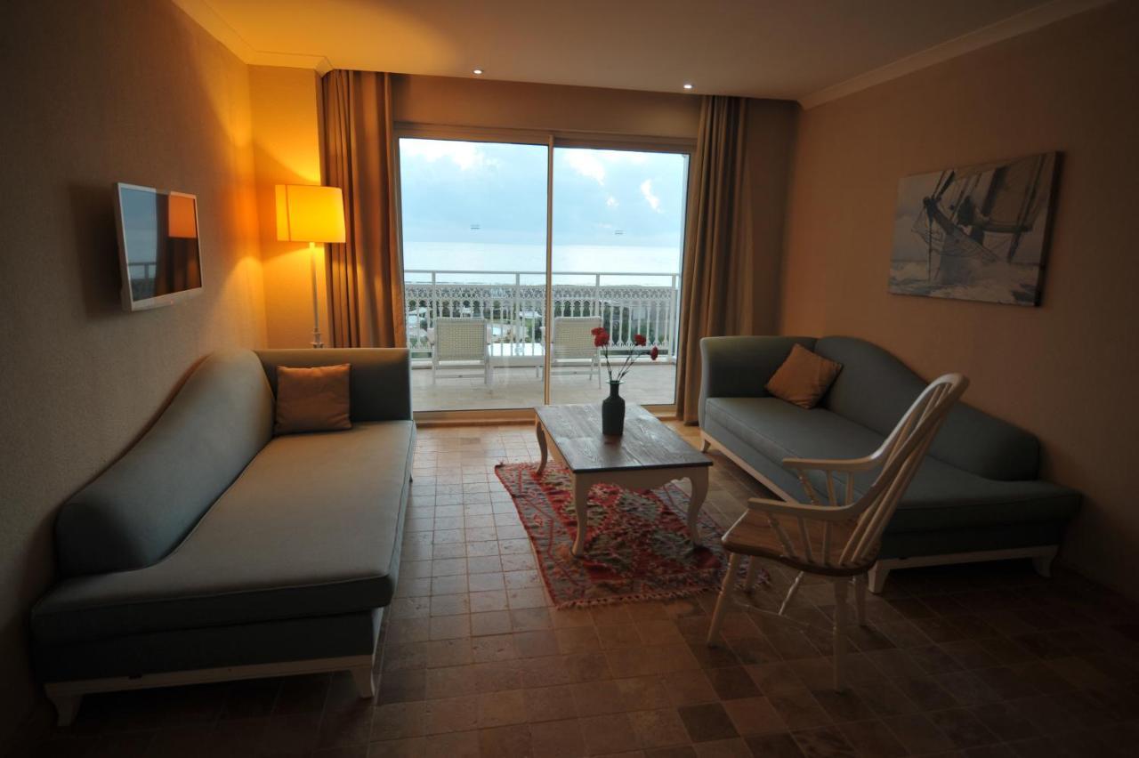 דמרה Andriake Beach Club Hotel מראה חיצוני תמונה
