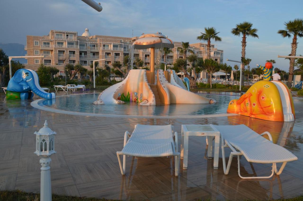 דמרה Andriake Beach Club Hotel מראה חיצוני תמונה