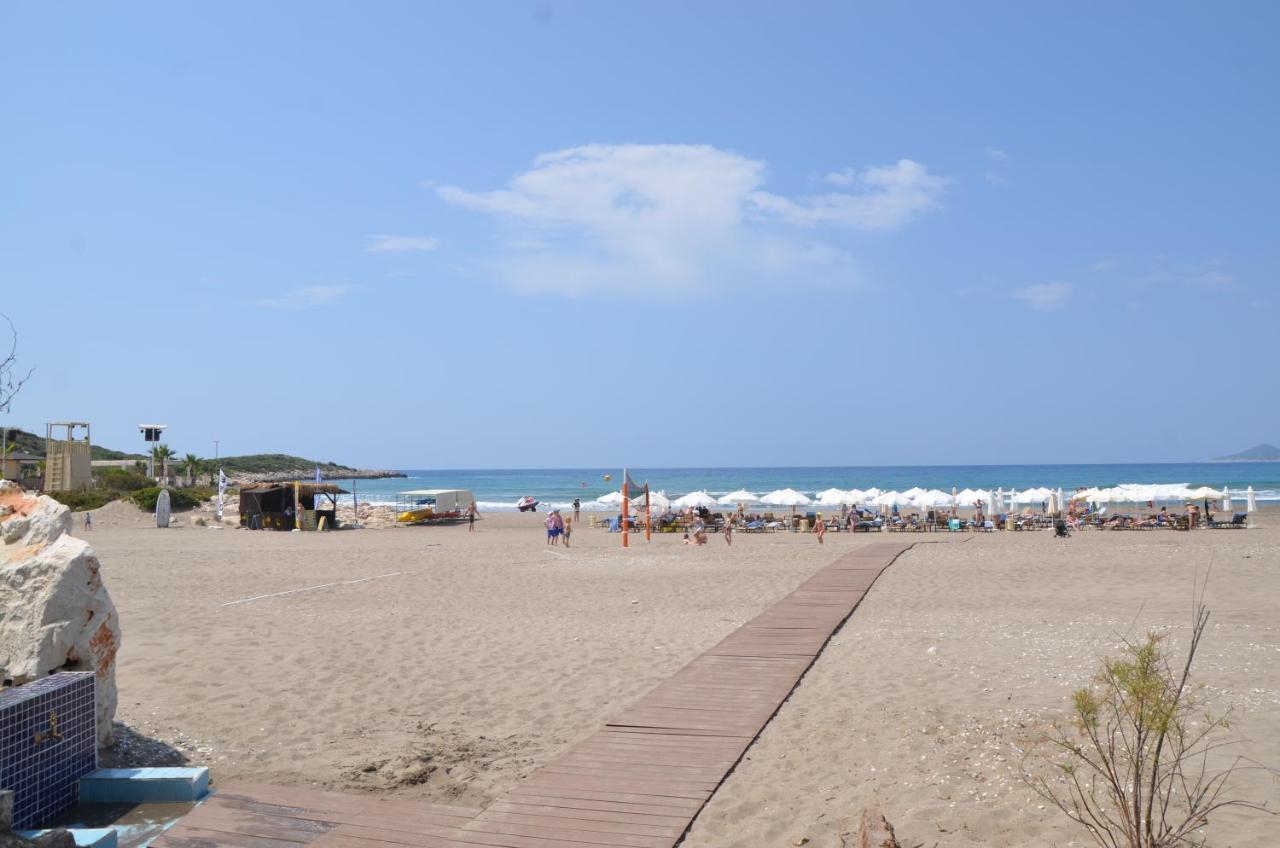 דמרה Andriake Beach Club Hotel מראה חיצוני תמונה