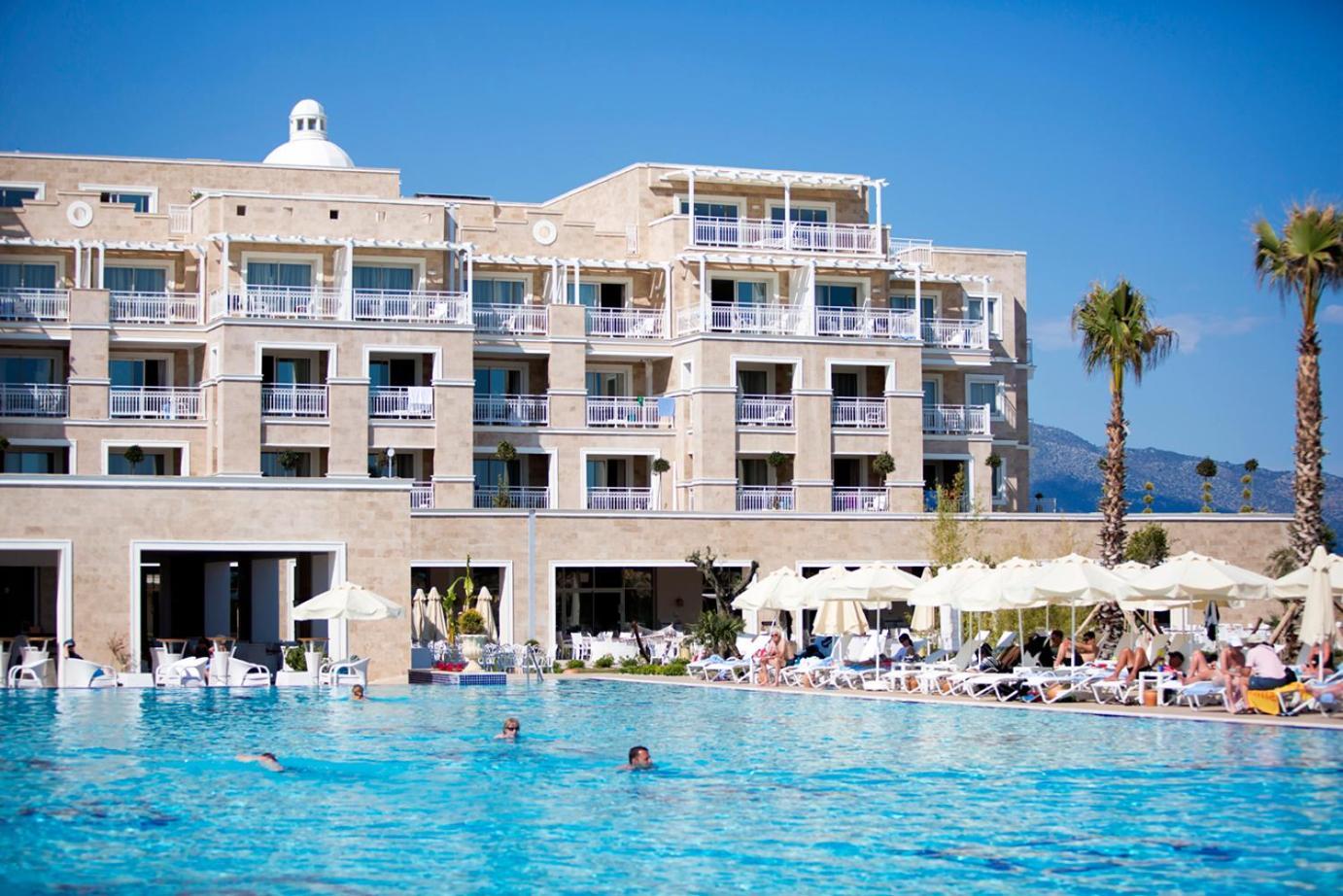 דמרה Andriake Beach Club Hotel מראה חיצוני תמונה
