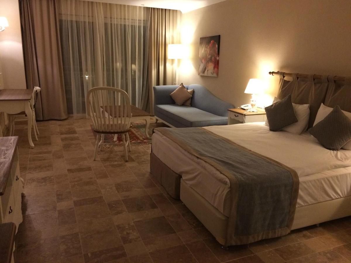 דמרה Andriake Beach Club Hotel מראה חיצוני תמונה